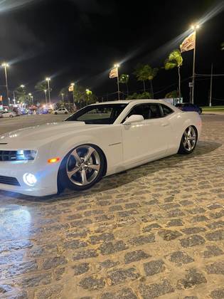 CHEVROLET CAMARO 6.2 V8 GASOLINA SS AUTOMÁTICO CHEVROLET CAMARO 6.2 V8 GASOLINA SS AUTOMÁTICO